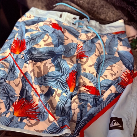 Quiksilver Water Repellent Shorts - Black and White - Picture 1 of 5